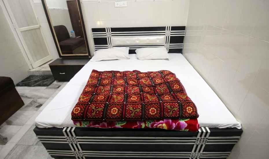 Central Guest House , Walk In Dargah & Markaz Нью-Делі Екстер'єр фото